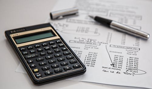Calcule até as besteirinhas compradas sem intenção